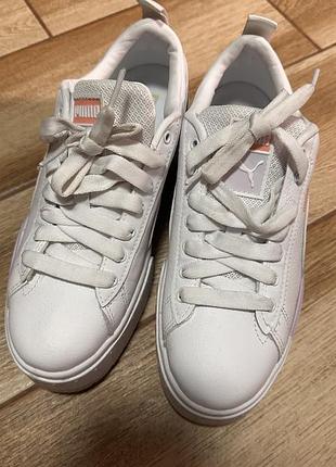 Жіночі кросівки puma