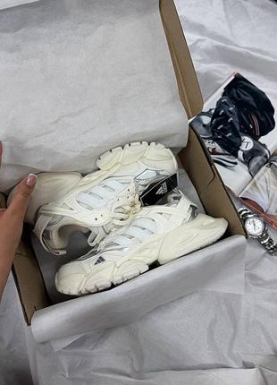 📊 adidas vento xlg beige white