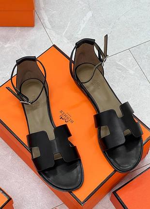 Босоніжки шкіряни у стилі hermes різні кольори