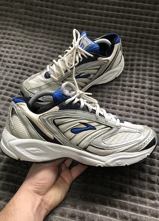 Brooks alpha 3 (42.5) 27.5-28см мужские кроссовки белые бруксы оригинал