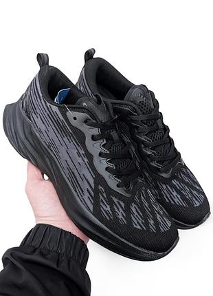 Чоловічі кросівки asics novablast 3 чорні
