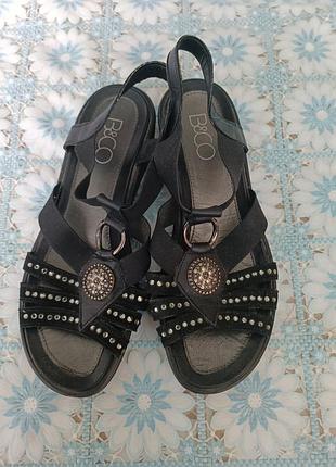 Черные кожаные босоножки с стразами b&amp;co р.36