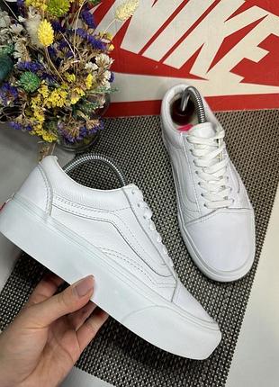 Оригинальные кожаные кеды vans
