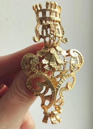 Элегантная брошь 👑 король, геральдика, матовое золото