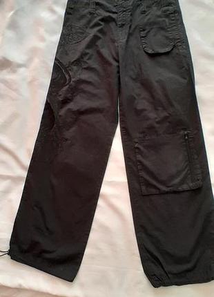 Чёрные свободные женские брюки- карго бренда topshop, линейка (мото).