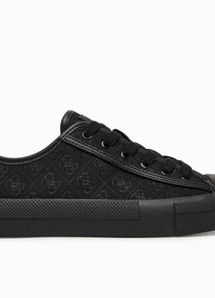 Кросівки guess