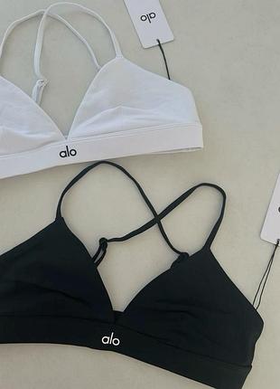 Топ alo yoga