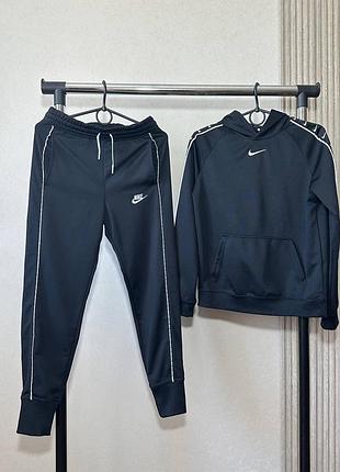 Костюм nike на зріст 147-158 см