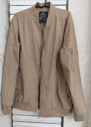Куртка-бомбер  outdoor jacket размер l