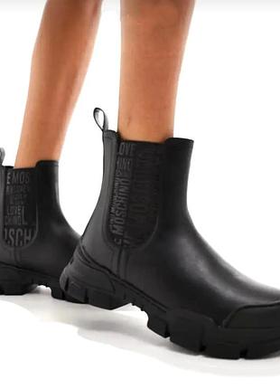 Шкіряні черевики челсі love moschino з логотипом на еластичній вставці/15279/