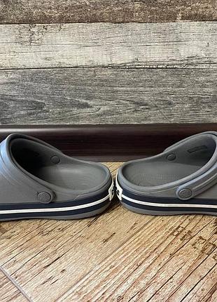 Crocs   j1 4
