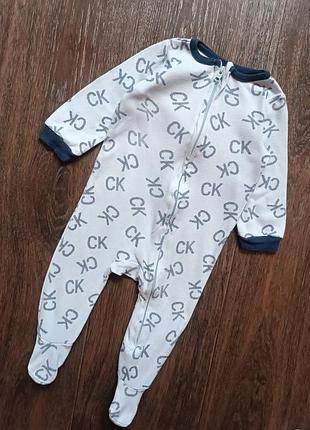 Чоловічок calvin klein
