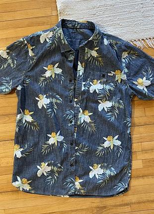 Reef легка джинсова чоловіча сорочка. темно-синя, квітковий принт, короткий рукав, літній стиль.