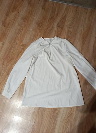 Продам блузочку женскую