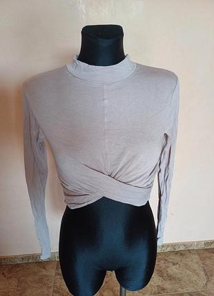 ​стильний кроп-топ із довгим рукавом topshop