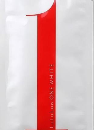 Lululun premium face mask one white освітлююча маска для сяйва та свіжості шкіри, 1 шт