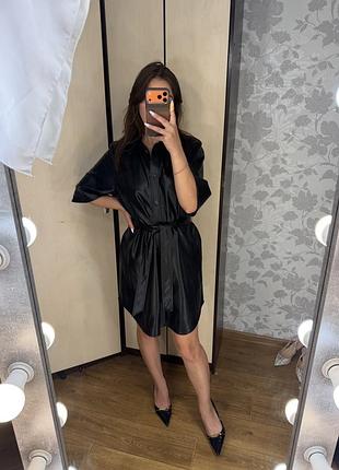 🖤 платье-рубашка monki из экокожи с поясом