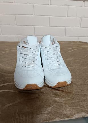 Кроссовки женские sketchers 40р
