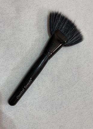 Віяловий пензель (fan brush) від відомого американського бренду coastal scents