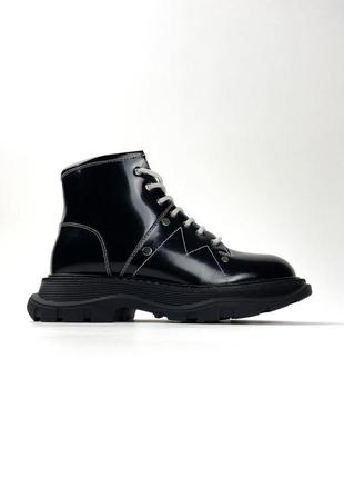 Ботинки, полусапожки стильные, удобные  alexander mcqueen tread slick black {мех}