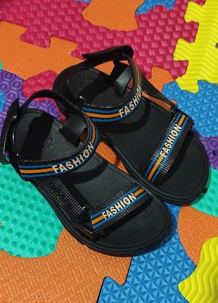 Босоножки на липучках, сандалии на мальчика 30 р. (19 см)