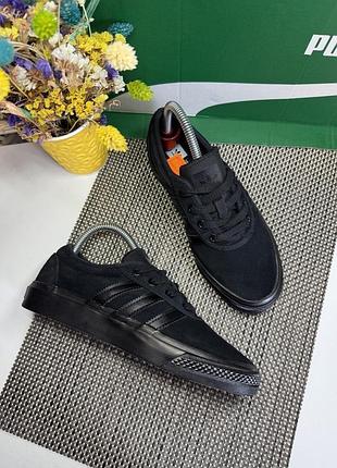 Оригинальные кроссовки кеды adidas