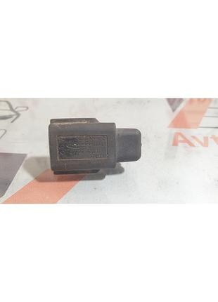 Датчик температури навколишнього середовища 27722ax610 nissan navara d40