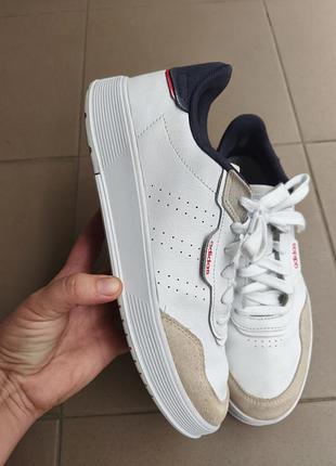 Шкіряні кросівки adidas