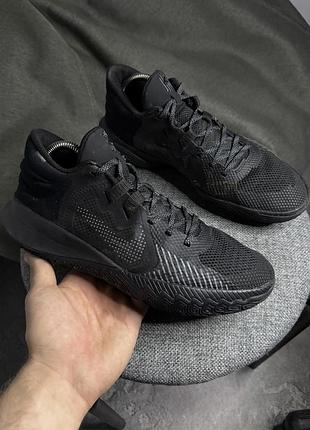 Кросівки nike kyrie flytrap v 42 26.5 кроссовки найк кайрі