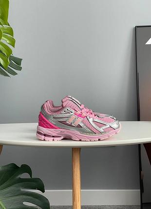 Кросівки жіночі new balance 1906r pink silver