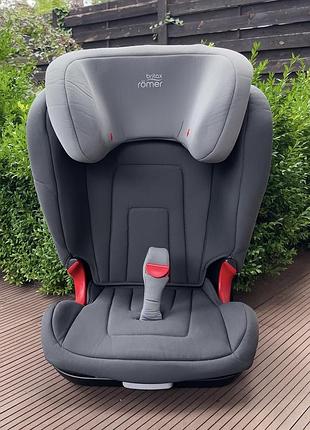 Продам автокрісло дитяче britax-romer kidfix2 s storm grey 15-36 кг (від 3.5 до 12 років)