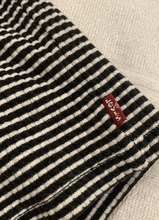 Жіноча кофта levis s-m 2