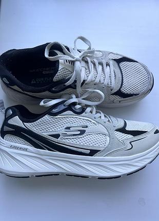 Кроссовки skechers р.38