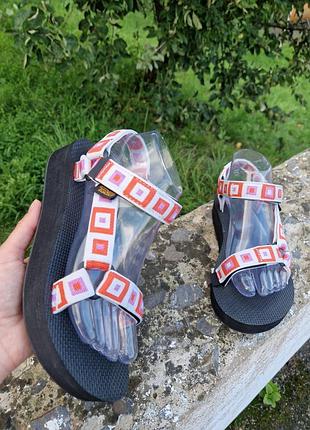 🌈 оригінальні босоніжки/сандалі teva w universal р.7