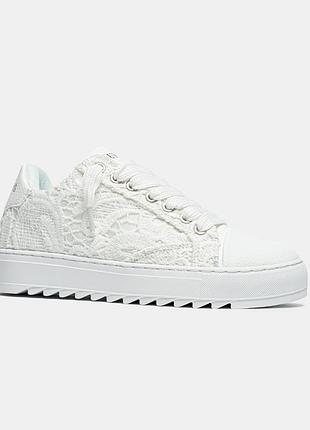 Numeris lace white