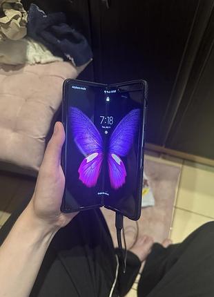 Samsung galaxy fold 12/512gb sm-f900u