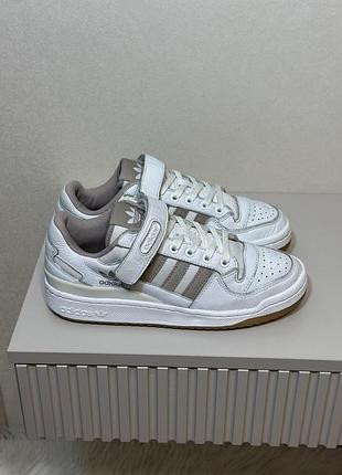 Кросівки adidas оригінал