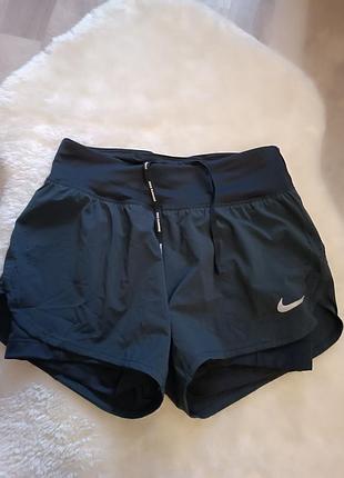 Женские шорты беговые nike eclipse