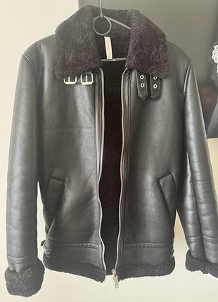 Зимова куртка, шкірзамінник, бренду zara, розмір s