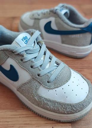 Оригинальные кожаные nike force 1 р26 длина стельки по факту 16.5см