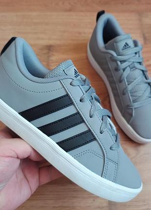 Оригинальные adidas р35.5 длина стельки по факту 23см