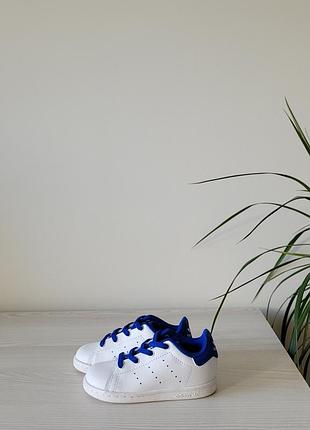 Розпродаж кросівки шкіряні оригінал adidas рр.23.5-24