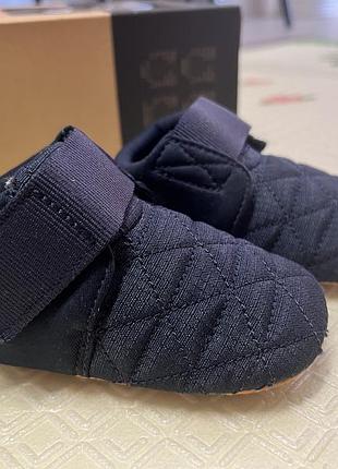 Дитячі капці-пінетки teva infant reember moc