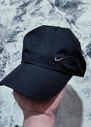Nike metal swoosh кепка бейсболка найк з металевим логотипом