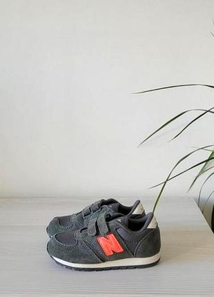 Кроссовки кожаные оригинал new balance гг.20,25