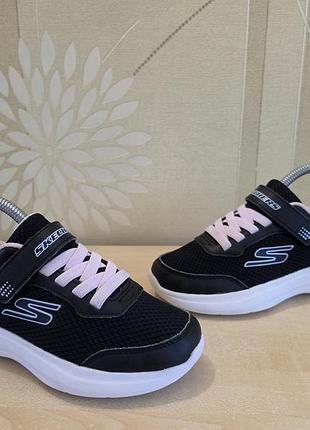 Детские кроссовки skechers оригинал размер 30