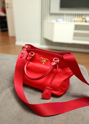 Женская сумка prada оригинал | красная | как новая | не нолась