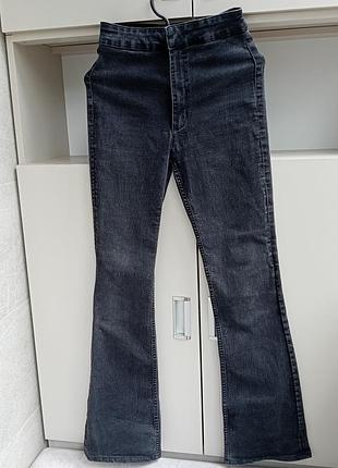 Джинси zara світло чорні, кльош, стрейч, 38 розмір