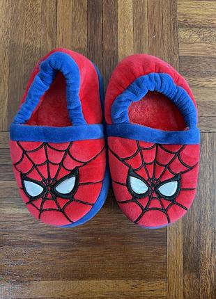 Нові дитячі домашні капці в стилі людини-павука (spider-man) з офіційної чи ліцензійної колекції marvel
