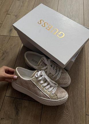 Оригінальні кеди guess кросіки 38 розмір